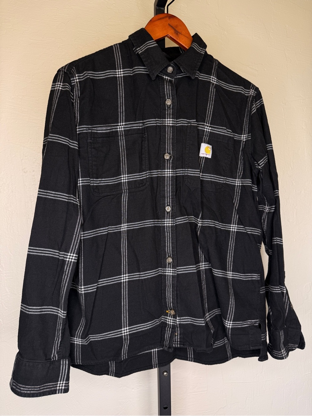 Carhartt Women’s Plaid Flannel Button Down - Medium